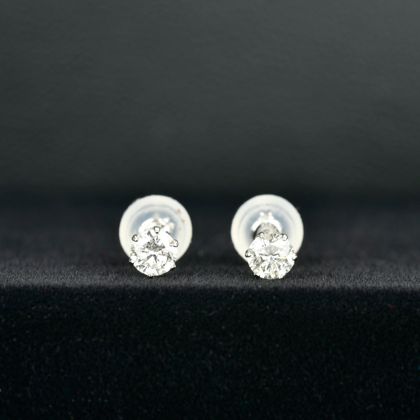 プラチナ製ダイヤモンドピアス(Pt.900) SE20121601-0.30ct