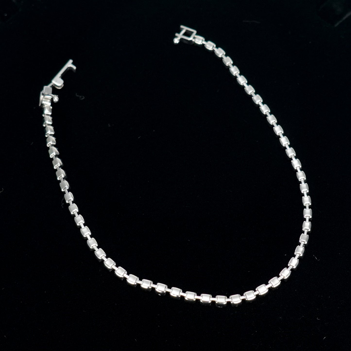 ダイヤモンドブレスレット【2.00ct】 上品なデザインのきれいなダイヤモンドブレスレットBLD2.00ct-6HCP4012390-Pt