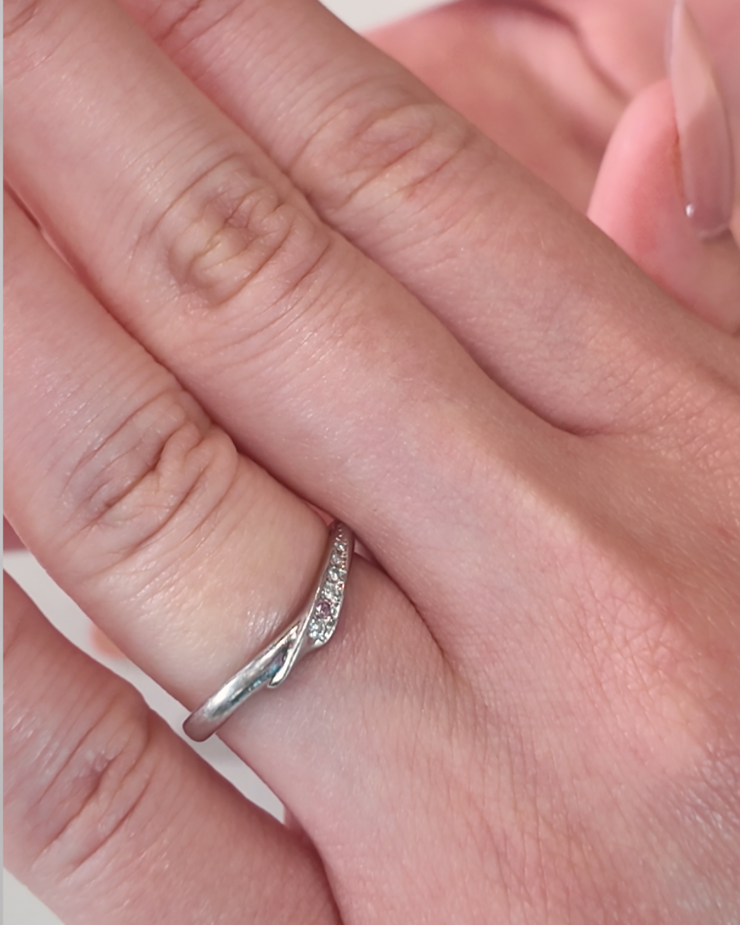 結婚指輪ペア 女性用に天然ピンクダイヤとH&Cカットダイヤを使用 着け心地も抜群な高級マリッジリング MpS101Bph-Pt950H