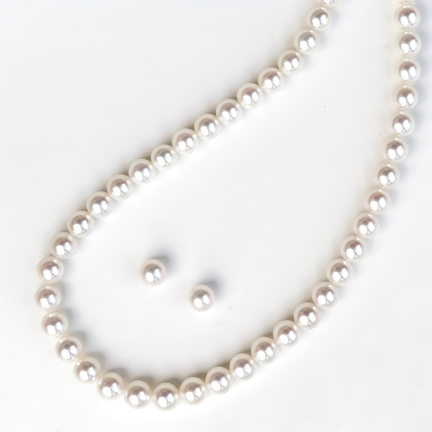 花珠真珠ネックレス+イヤリング(ピアス)セット 花珠真珠(8.0〜8.5mm)真珠層(巻き厚)が厚くきれいな真珠 MM…405