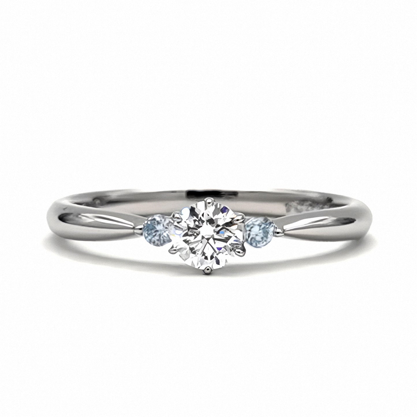 婚約指輪 爽やかな水色のアイスブルーダイヤを使用、高品位ハードプラチナリング ENJ116H-b-0.20,D,VS2,3EX,HC