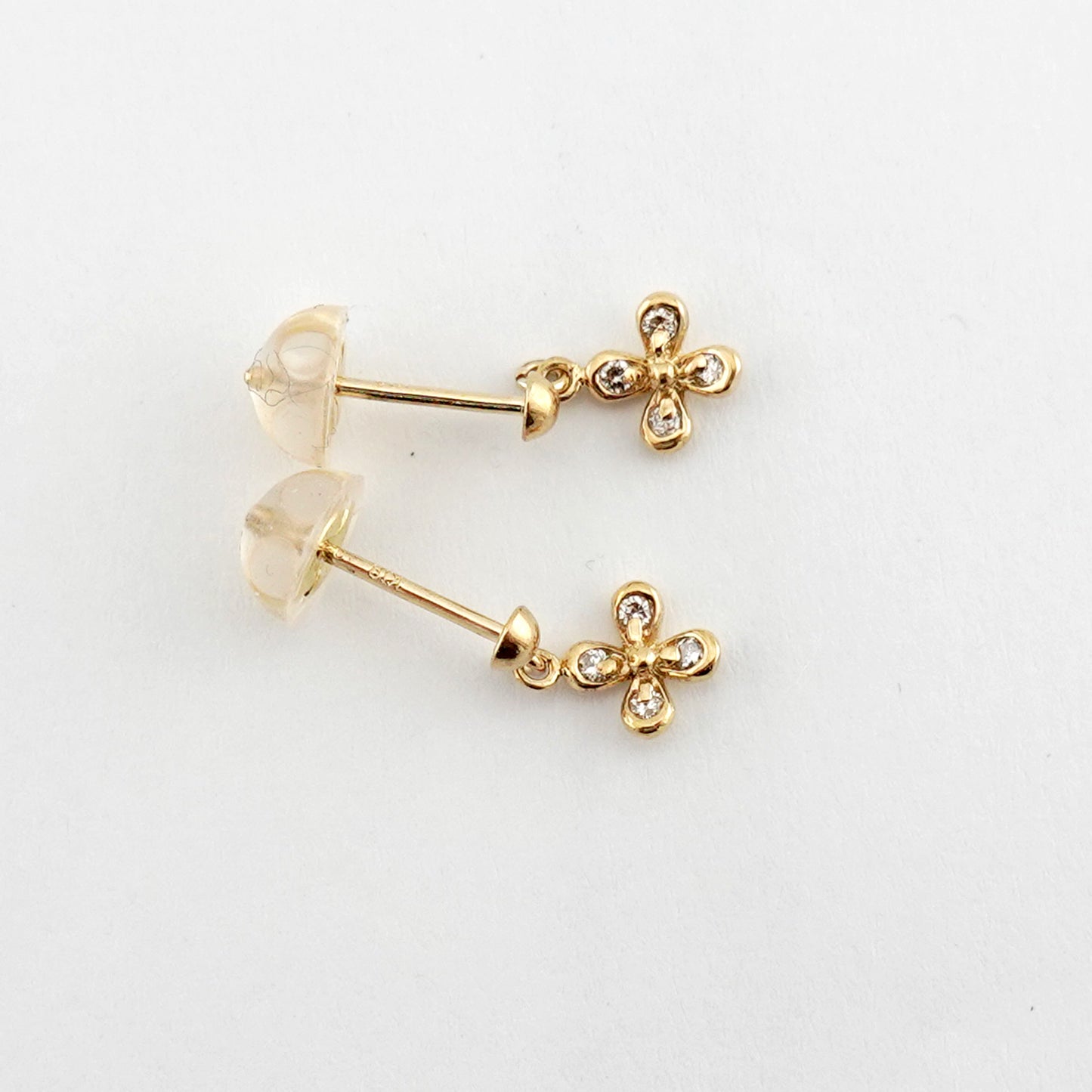 揺れる小さなダイヤモンドピアス 0.06ct(K18YG) PE-D-Sa-0.06ct/8p-K18YG