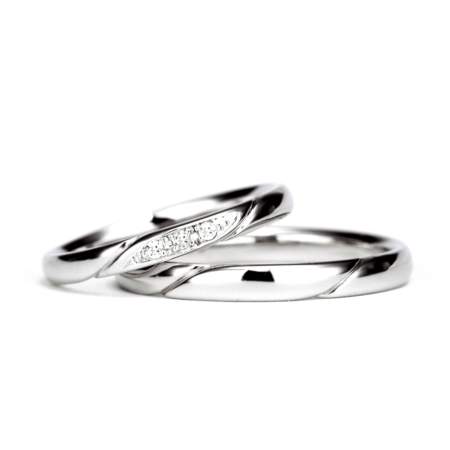 結婚指輪ペア ストレートデザインにウェーブパターンのアクセント 女性用には高品質H&Cダイヤを使用 MpO13DAhO13-Pt