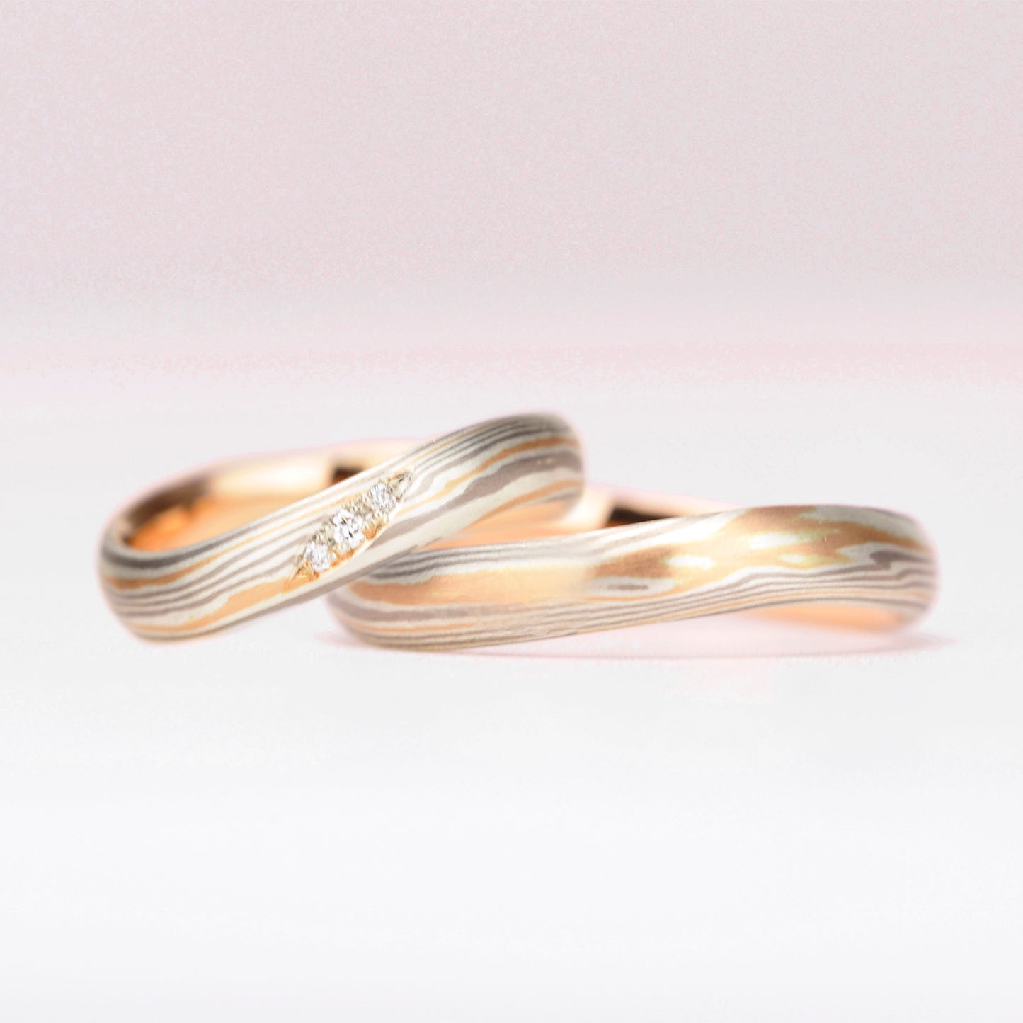 【杢目金:もくめがね】結婚指輪ペア 世界に1つのだけの結婚指輪、日本独自の伝統工芸技法で手作り-MpTHS03PG-SD30-L30