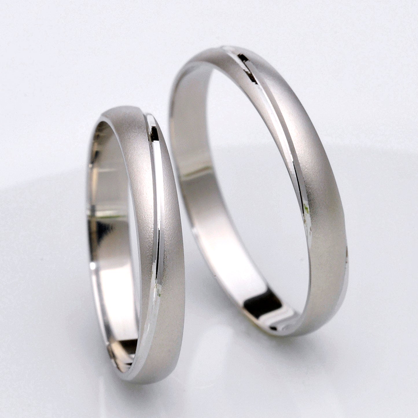 【TrueLove】結婚指輪ペア 鍛造製法のリーズナブルなプラチナペアリング MpTL-P273