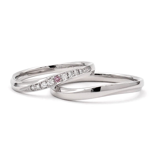 【鍛造】結婚指輪ペア(Pt950) 変形やキズにとても強い高品位プラチナ鍛造リング 女性用には希少なピンクダイヤとH&Cダイヤを使用 MpTZ-002Dp1h-001-Pt950