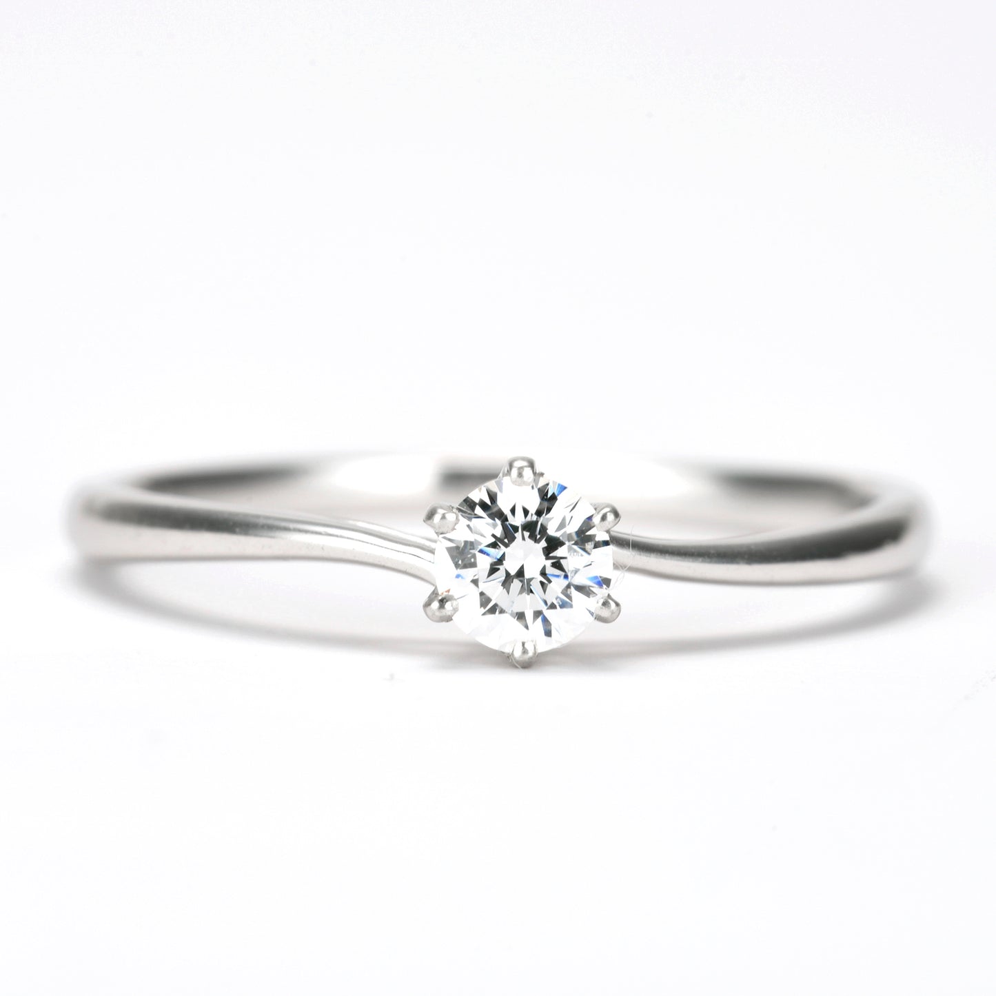 婚約指輪 上品な浅いSラインのハードプラチナリング EHa04-0.18ct,G,SI2,G-Pt900H