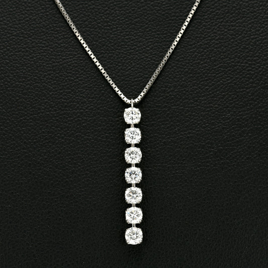 プラチナ製ダイヤモンドペンダント 合計1.00ctのきれいなダイヤモンドを使用 DJC12733-1.00ct/7p
