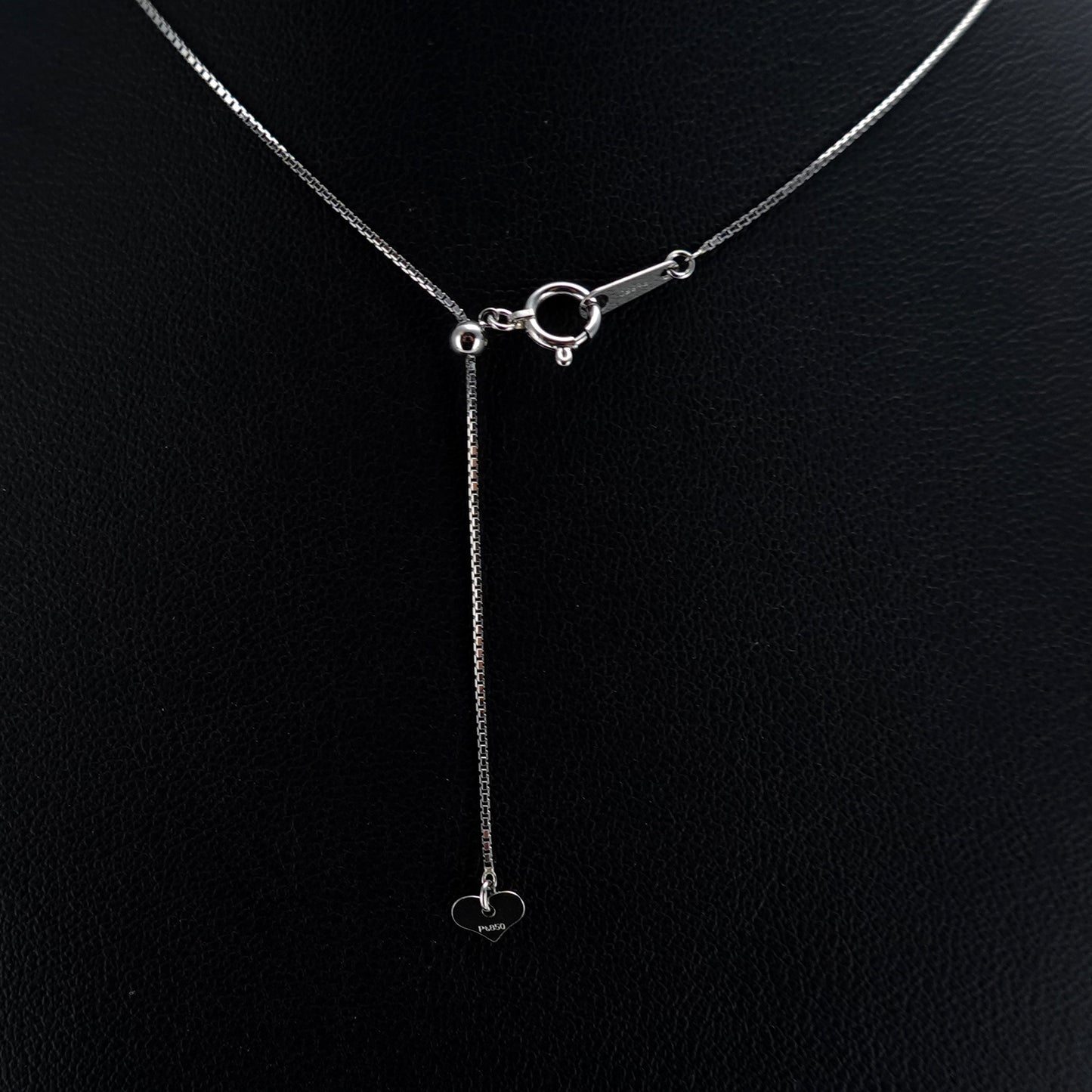 プラチナ製ピンクダイヤモンドペンダント 希少な天然ピンクダイヤモンドをふんだんに使用 65032-P0365-D070