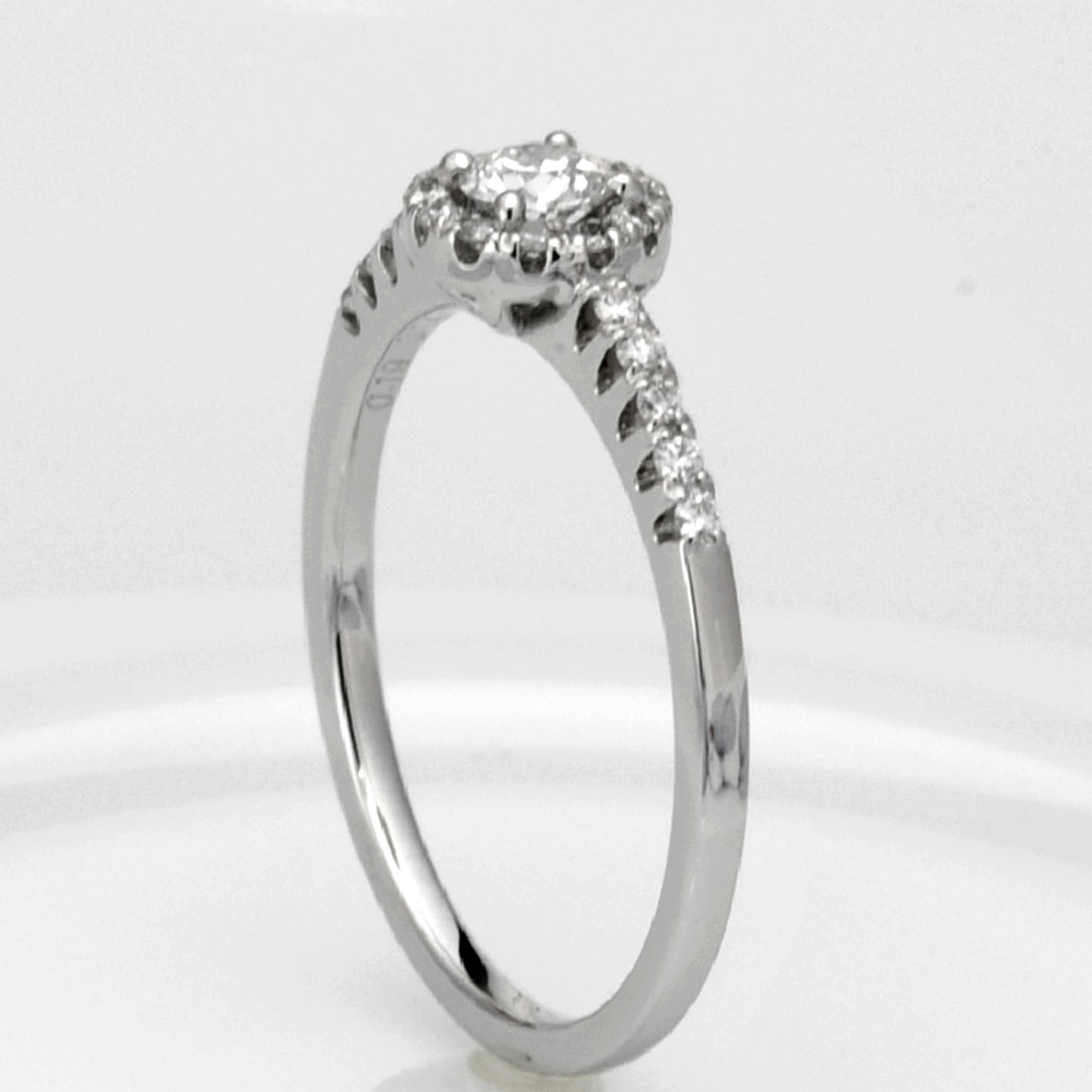 フラワーデザインの高品質婚約指輪 H&Cメレダイヤモンドをふんだんに使用した上品なハードプラチナリング ER115h-PtH-0.20ct,D,VS2,3EX,HC