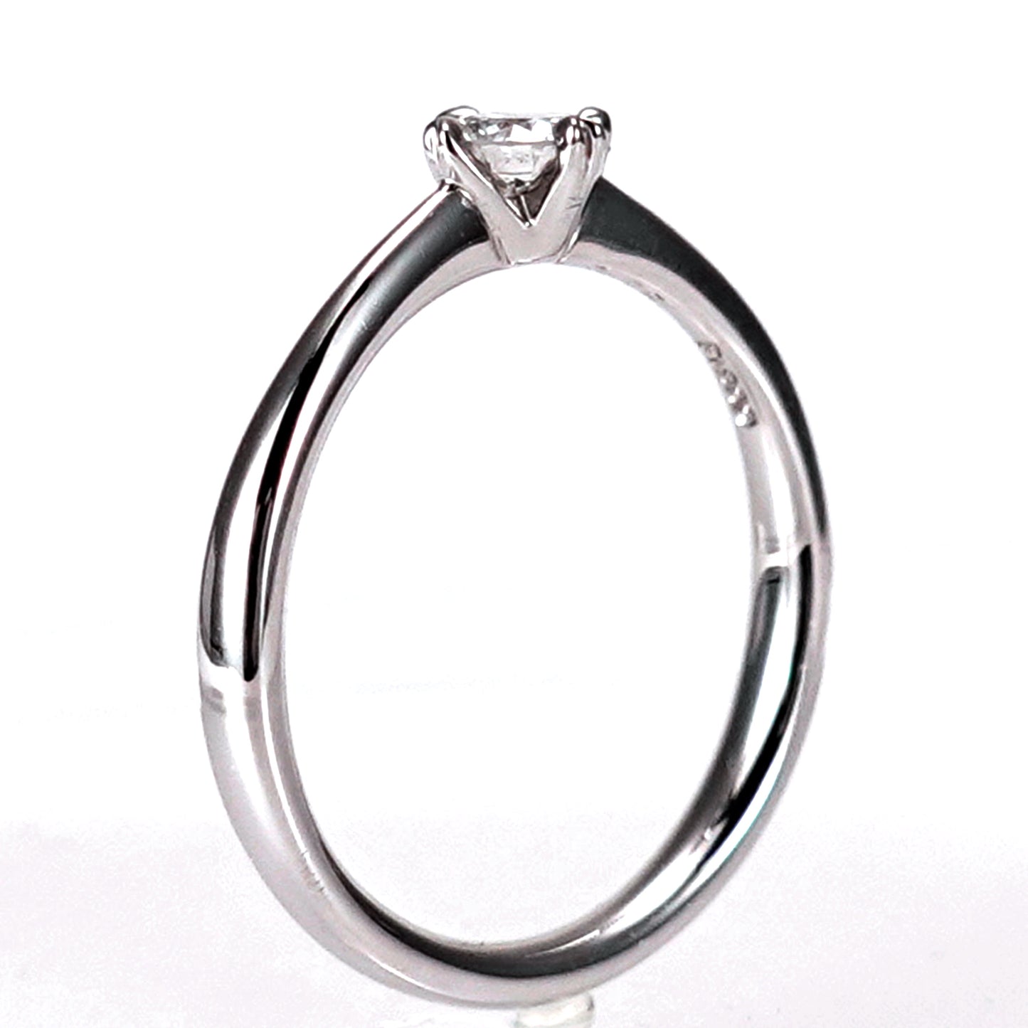 婚約指輪 ハート型の爪が個性的な高品質ダイヤモンドリング ES1-49-0.20ct,F,VS2,3EX,HC