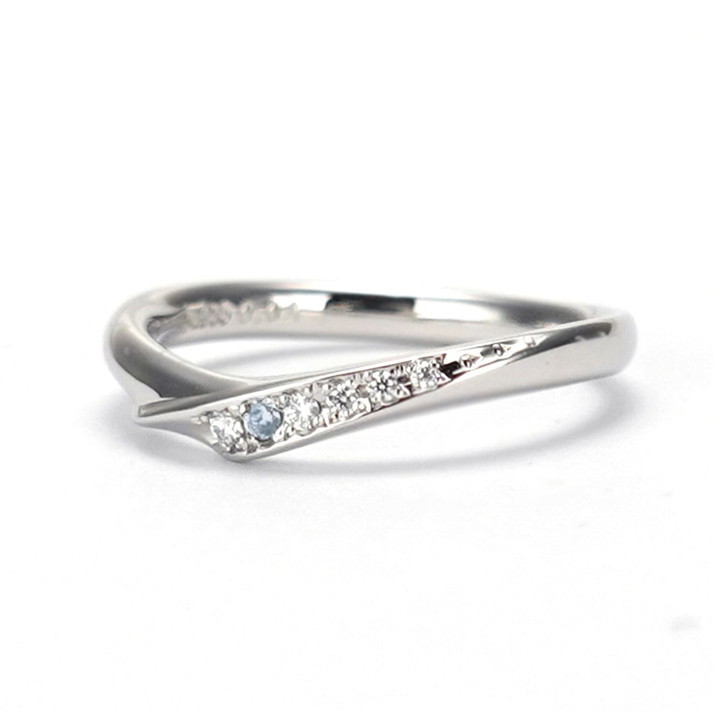 結婚指輪ペア アイスブルーダイヤと最高カットH&Cダイヤの高級マリッジリング MpS101Bbh-Pt950H