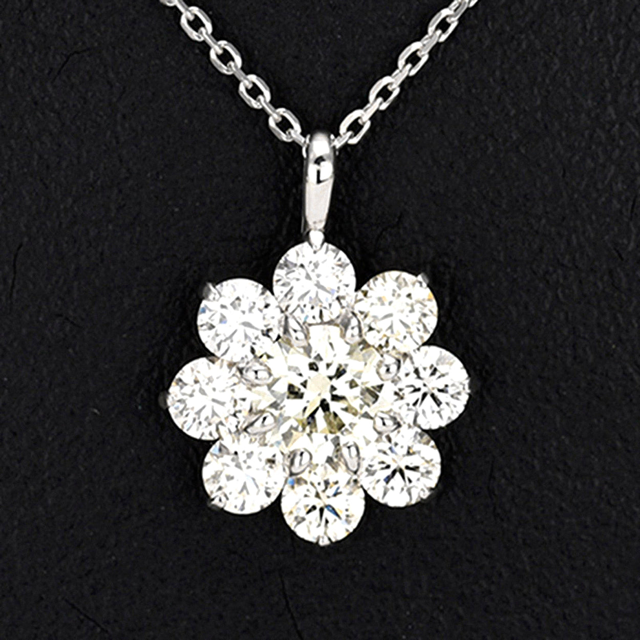 【ジュエリーリフォーム|STAR-SERIES】ペンダントトップ メインダイヤに0.30ctのH&Cダイヤモンドを使用 JR-PHD-STARSERIES-hB-Pt.0.3ct