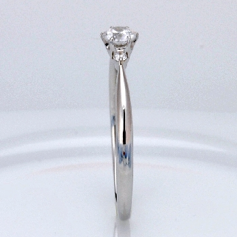 ハードプラチナ製婚約指輪 人気のシンプルデザイン メレダイヤモンドもH&Cカット ENJ116h-0.20ct,D