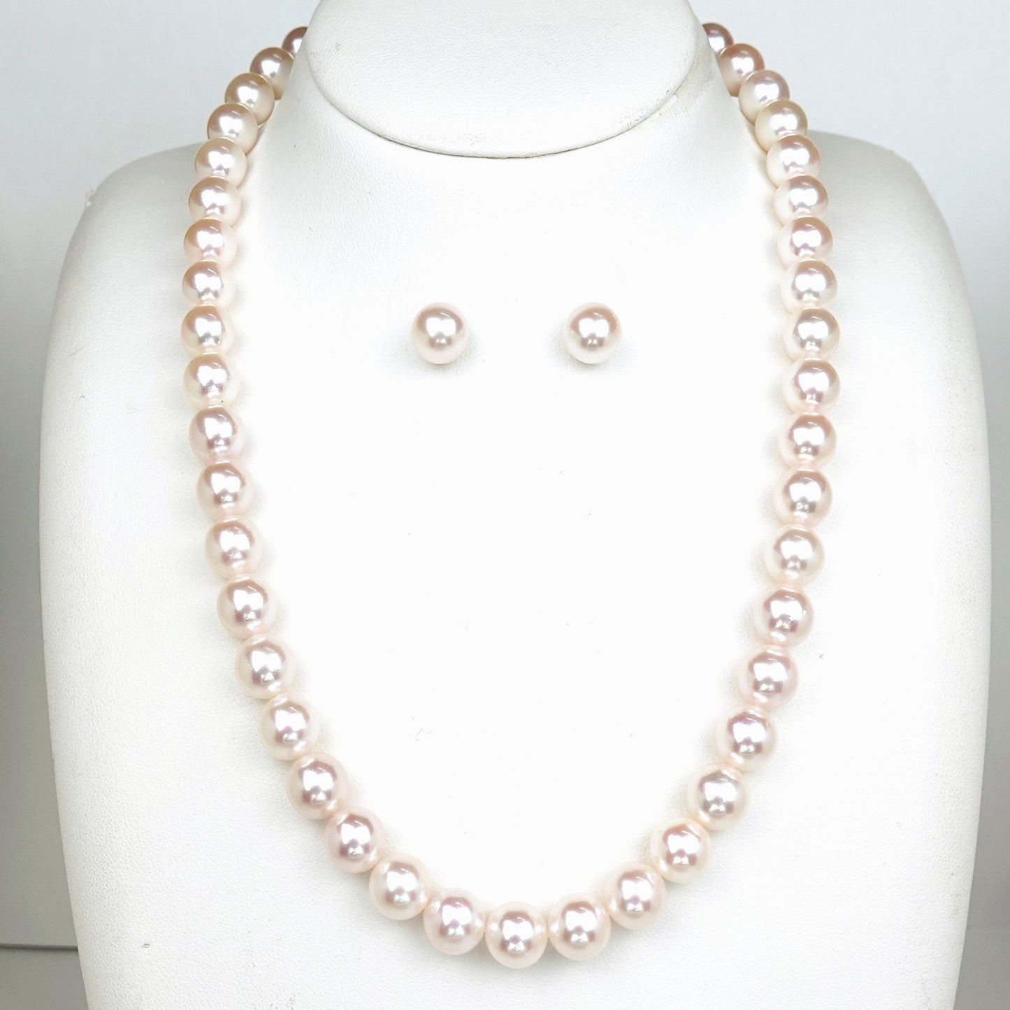 真珠ネックレス＋イヤリング（ピアス）セット-8.5〜9.0mm 花珠に引けを取らない色・照りが美しい真珠 PNE85-OK18072707