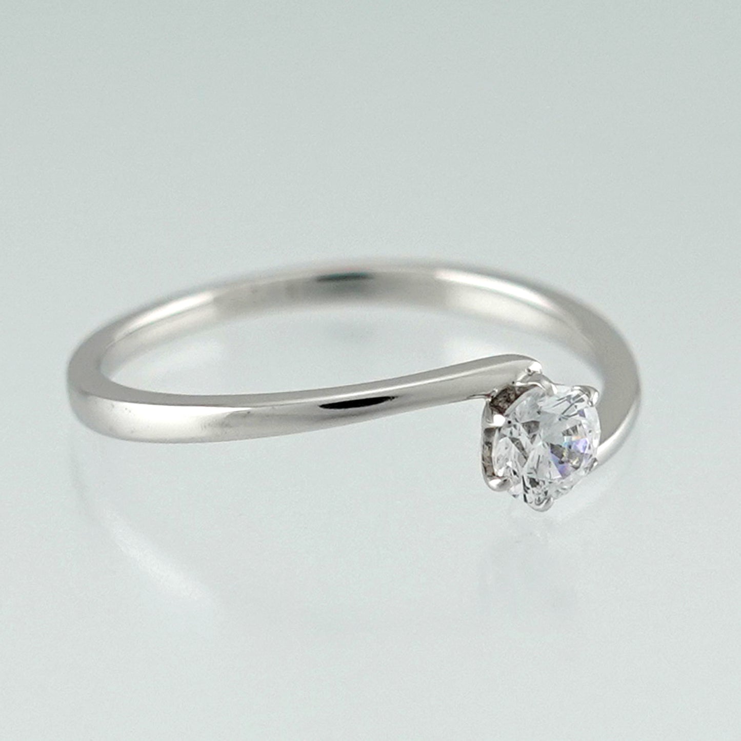 婚約指輪 人気デザインのシンプルなプラチナ製ダイヤモンドリング ESS-0222-0.20ct,F,VS2,3EX,HC-Pt900H