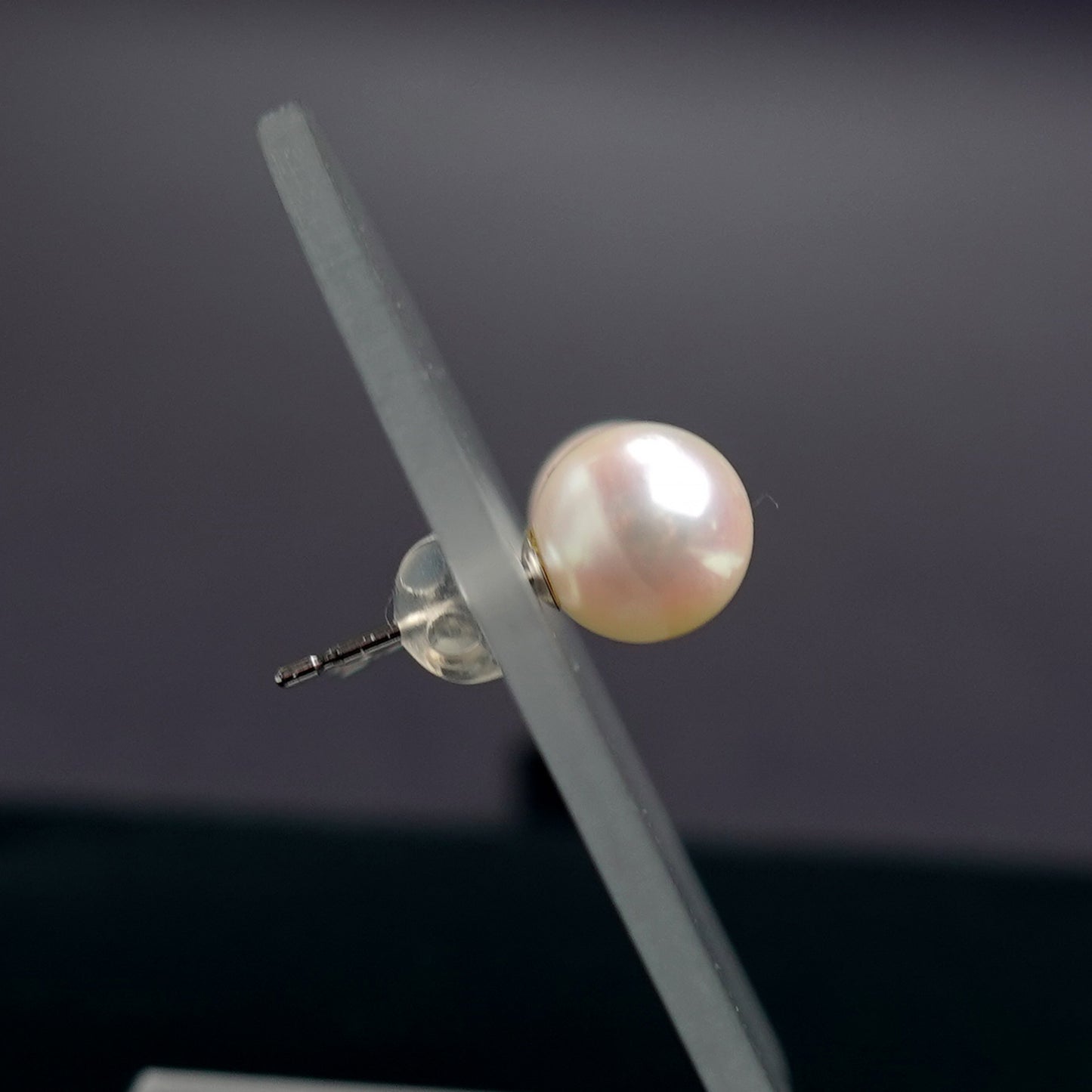 パールピアス  色照りの良いピンク系の花珠に引けを取らないキレイな真珠 PE-Pa-7.7mm-K14WG-Sy23051502
