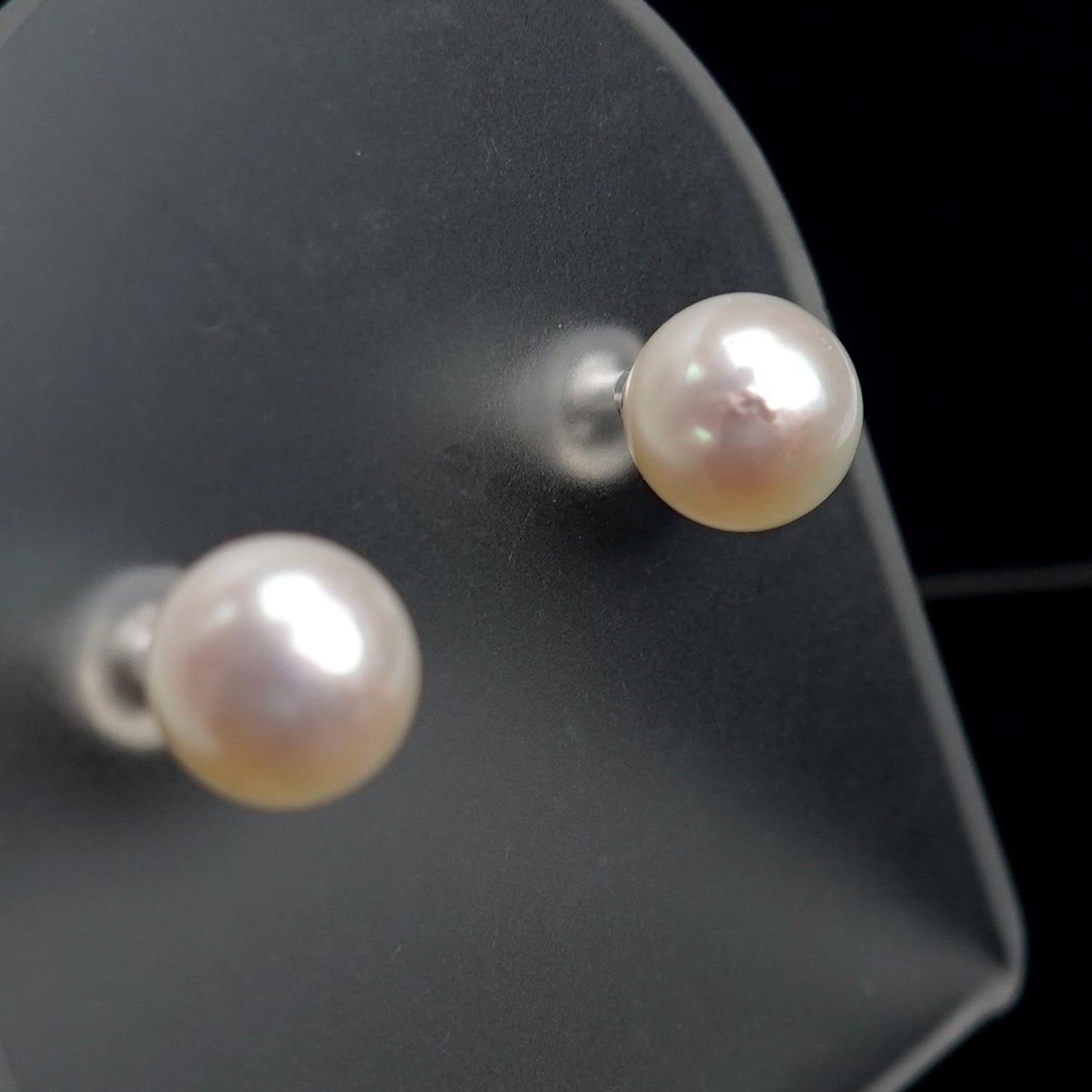 パールピアス  色照りの良いピンク系のキレイな真珠 PE-Pa-7.5mm-K14WG-Sy23051501