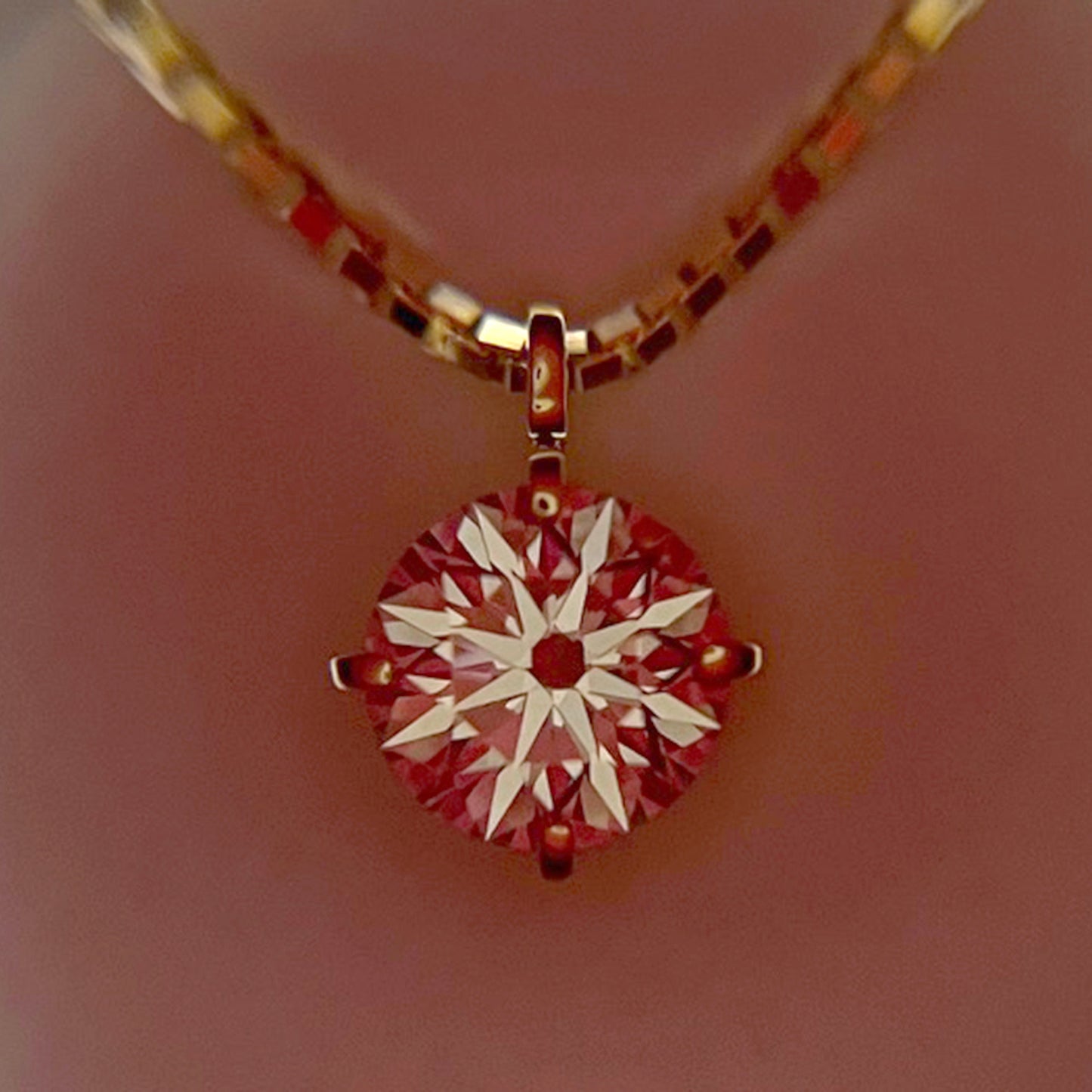 ダイヤモンドペンダント 最高のカットH&C、裏側から「ハート」が確認できるデザイン PND4-K18-0.32,VLY,VS1,EX,HC