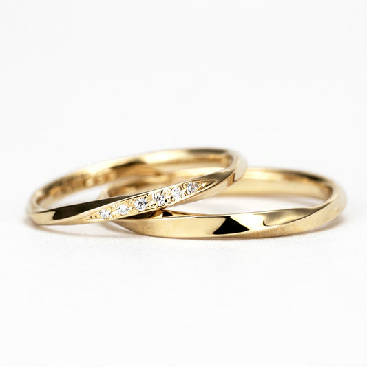 結婚指輪ペア 立体感のある斜めラインが魅力的でお手頃なゴールド製リング MpTRM255-256-K18YG
