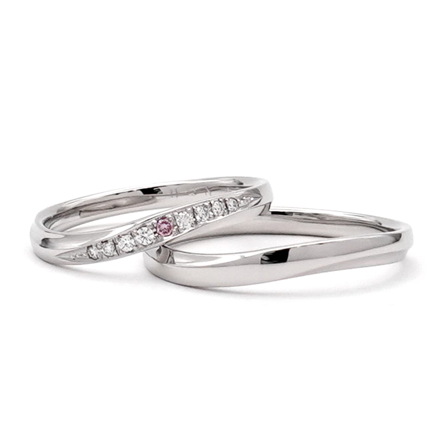 【鍛造】結婚指輪ペア（Pt950） 変形やキズにとても強い高品位プラチナ鍛造リング 女性用には希少なピンクダイヤとH&Cダイヤを使用 MpTZ-002Dp1h-001-Pt950