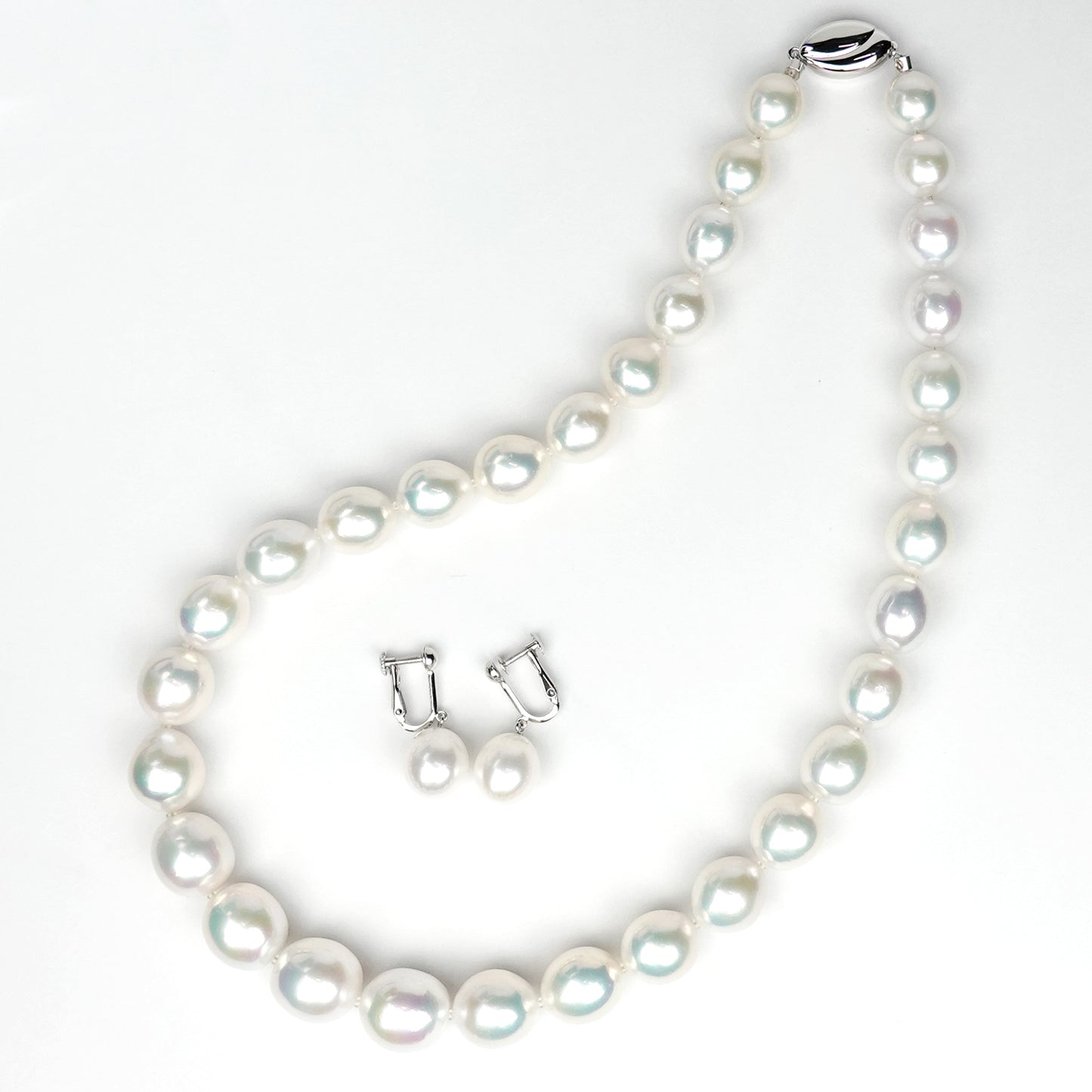 淡水真珠ネックレス＋イヤリングセット10〜13.5mm 高品質白蝶真珠に引けを取らないシルバーホワイト系の照りの良いキレイな真珠 PNE-FW-10-13.5