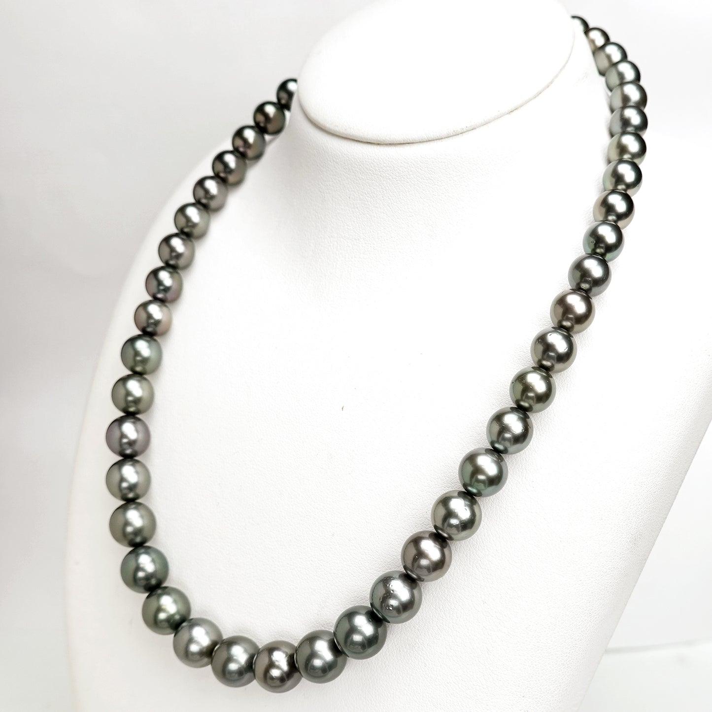 【オーロラオーシャンブルー（OceanBlue）】黒蝶真珠ネックレス 色照りが非常に良い高品質な黒蝶真珠 【真珠科学研究所鑑定鑑別書付】 N-KC-OCB-8.1～10.9mm-SKXXX924