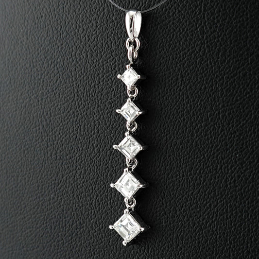 ダイヤモンドペンダントトップ 合計1.06ctのキズが少なく透明度の高い輝きの良いスクエアステップカットダイヤモンドを使用 DPH-SST-1.06ct/5p-OO06112105-K18WG