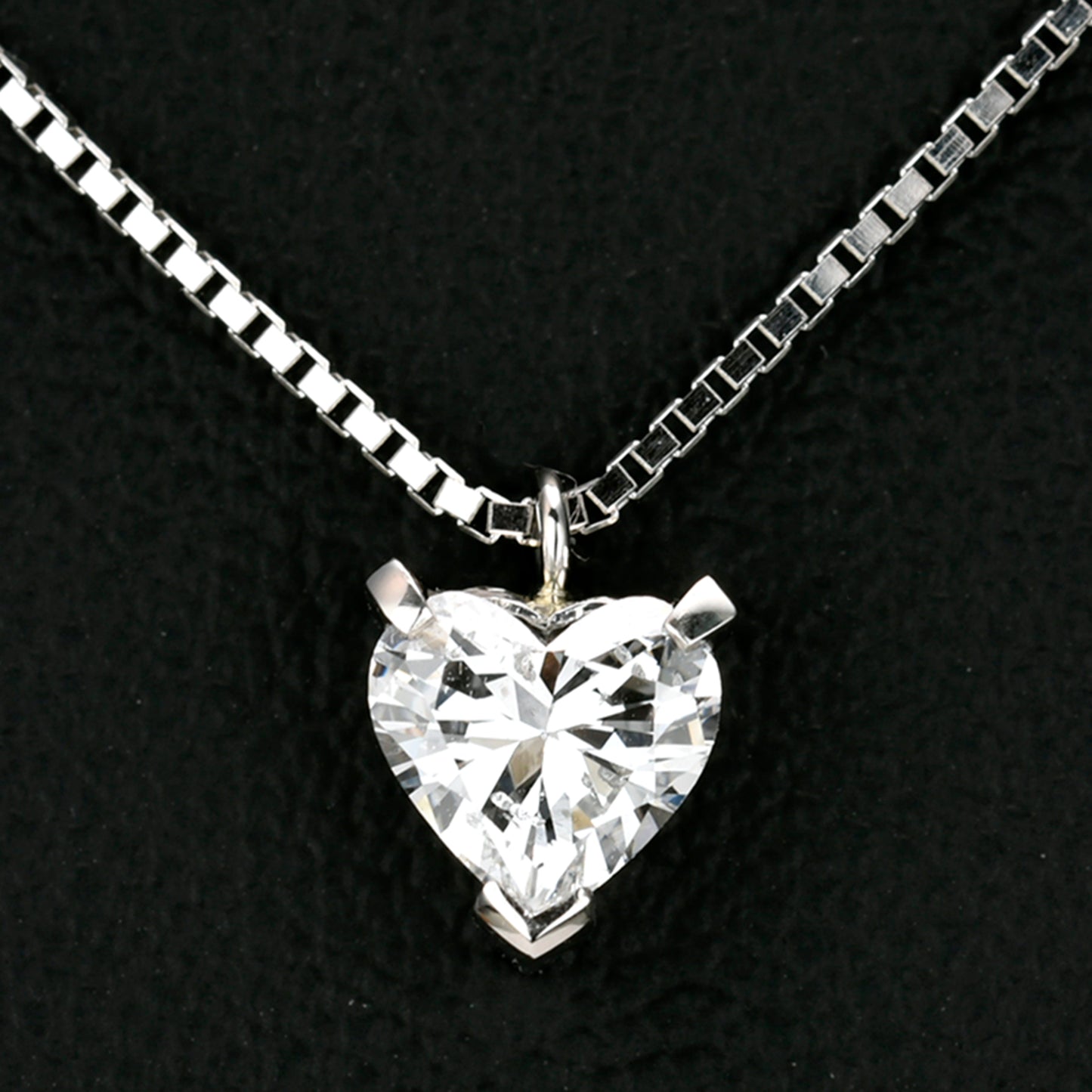ダイヤモンドペンダント ハート型のブリリアントカットダイヤモンド プラチナ PND-0.508ct,E,I1,HS
