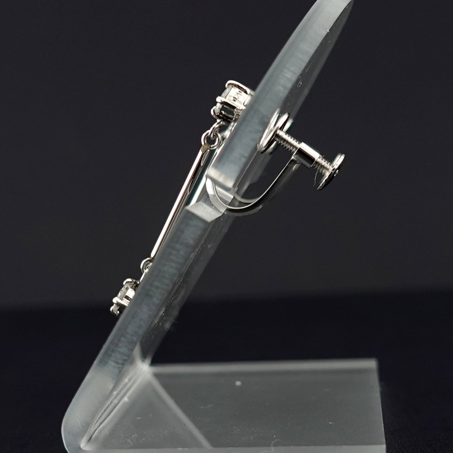 揺れるダイヤモンドイヤリング 0.40ct（Pt.900）プラチナ ERD-Sa-0.40ct/4p-SE050994-Pt